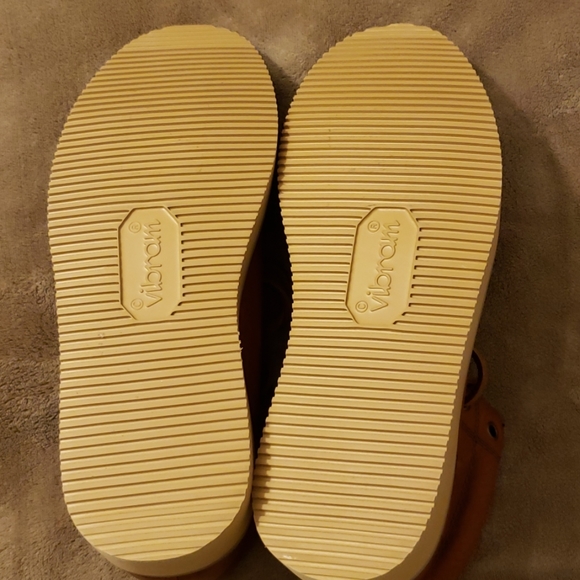 Eastland Boots size 8.5D - Picture 3 of 4